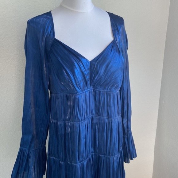 Cinq à Sept long sleeve asymmetric Dress in Dark Blue - Picture 4 of 8